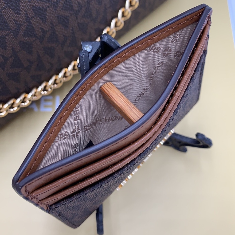 MICHAEL KORS GIFTABLE SHOULDER BAG & CARD HOLDER BOXED SET BROWN SIGNATURE COLOR - Picture 11 of 16